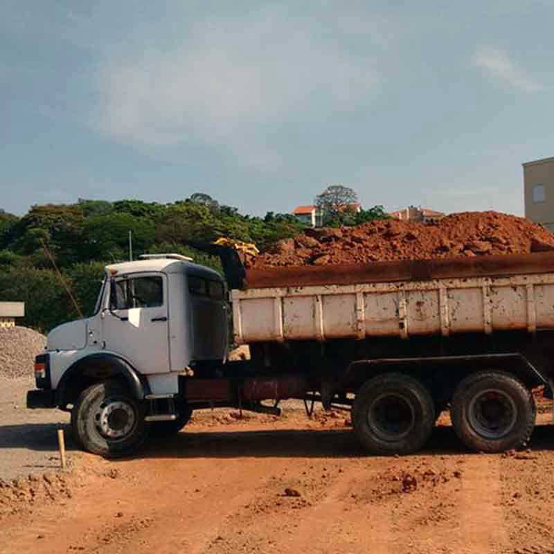 mosaico1-tatu-terraplenagem-aterro