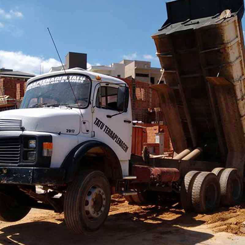 mosaico3-tatu-terraplenagem-aterro